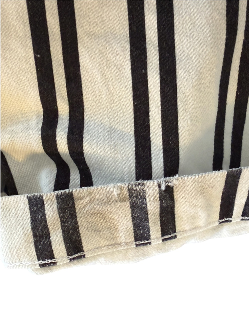 Reformation Logan Ultra High Rise Wide Leg Jeans Size 25 Black White Stripe - Picture 10 of 15
